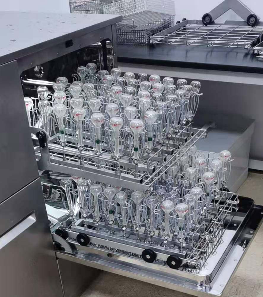 一位實驗室自動洗瓶機用戶自述，為什么選擇喜瓶者？